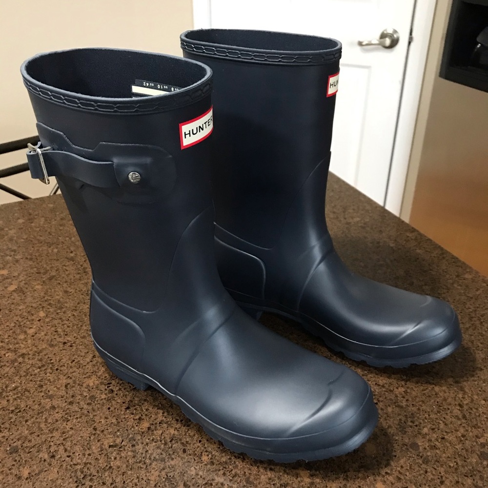 NWOB Hunter Women’s Size 10 Navy Rain Boots Short